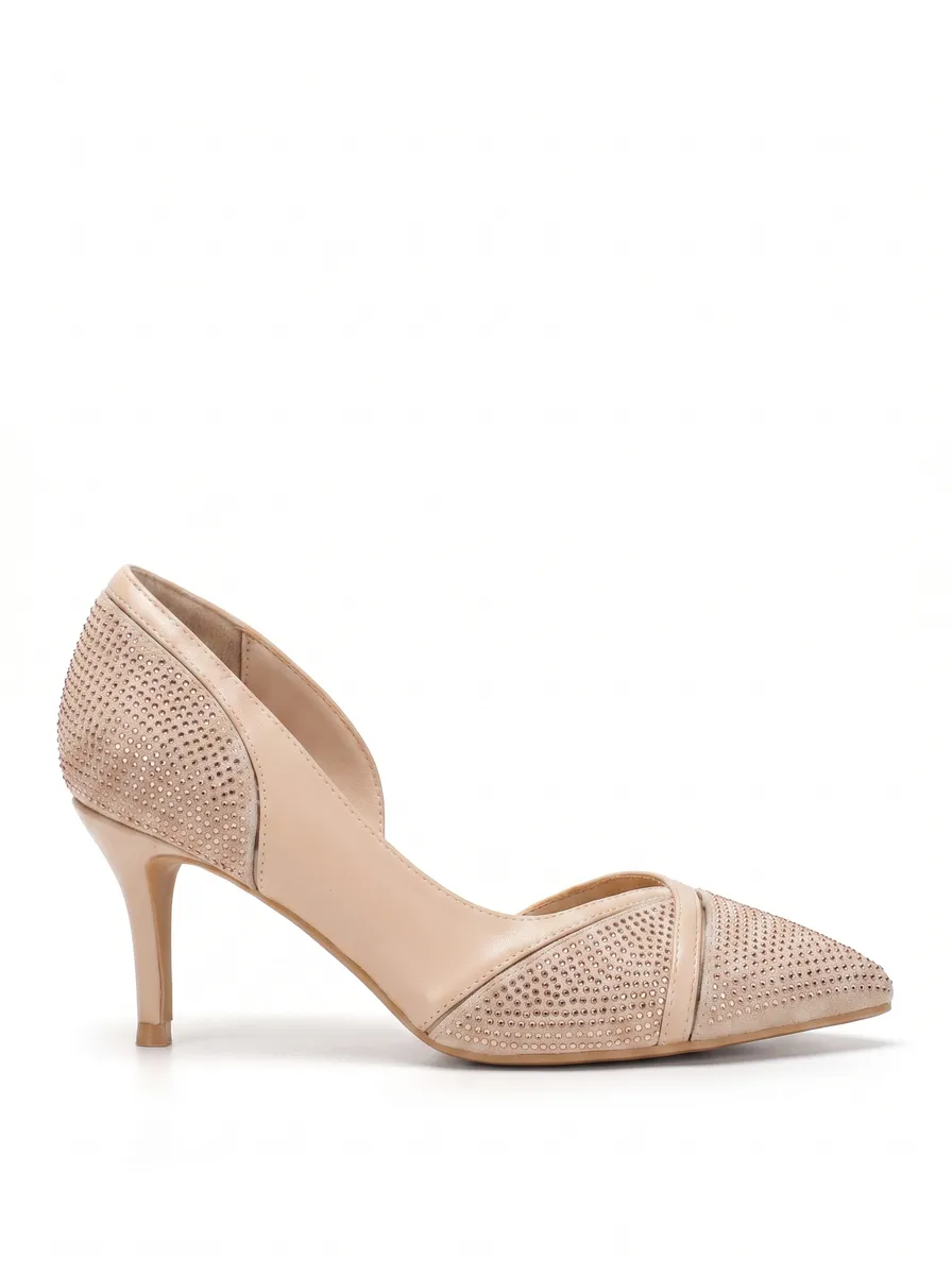 BEIGE photo 1