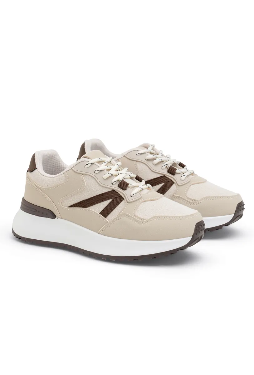 BEIGE photo 3