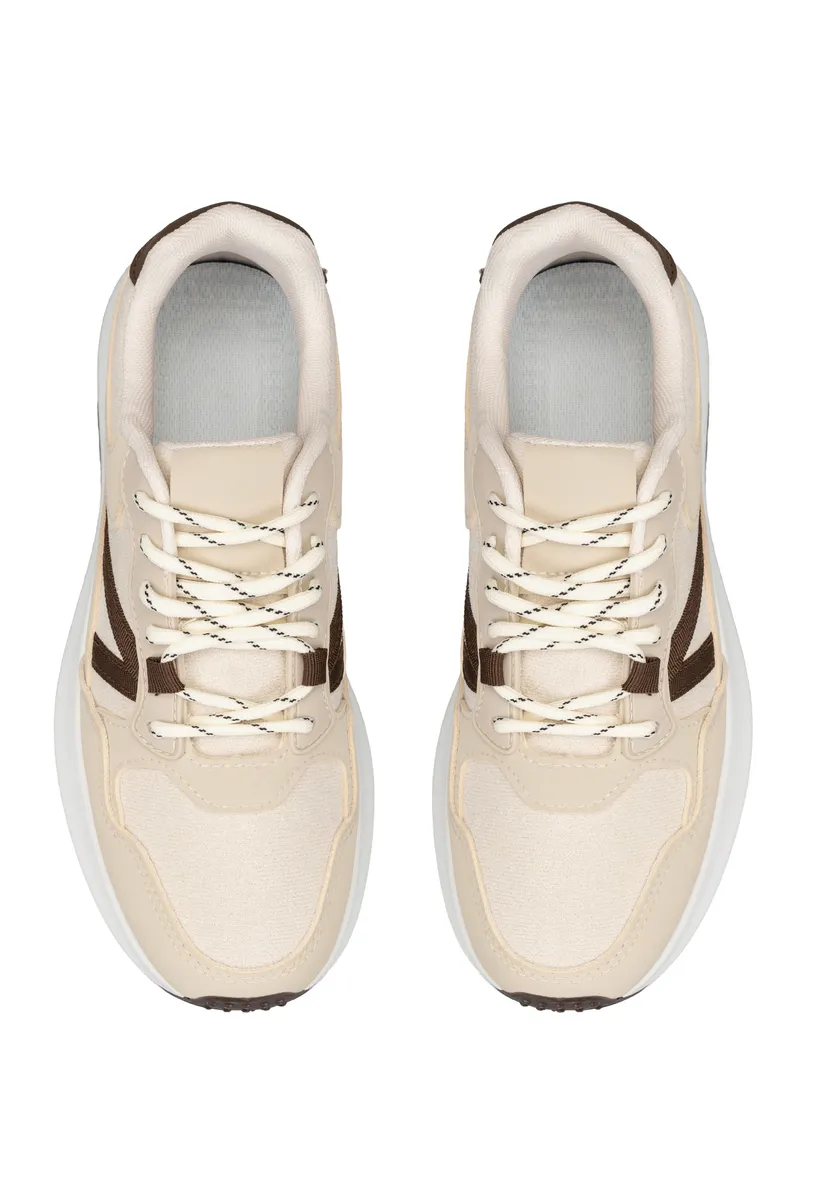 BEIGE photo 4