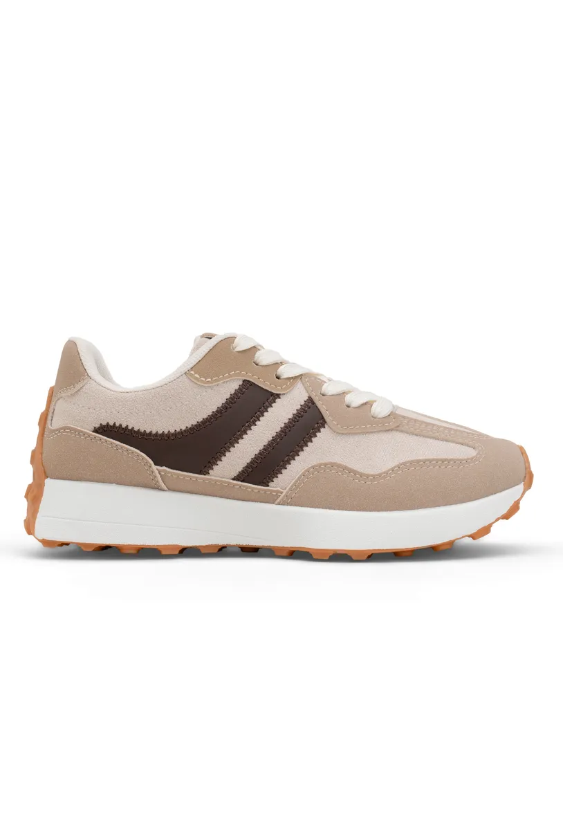 BEIGE photo 1