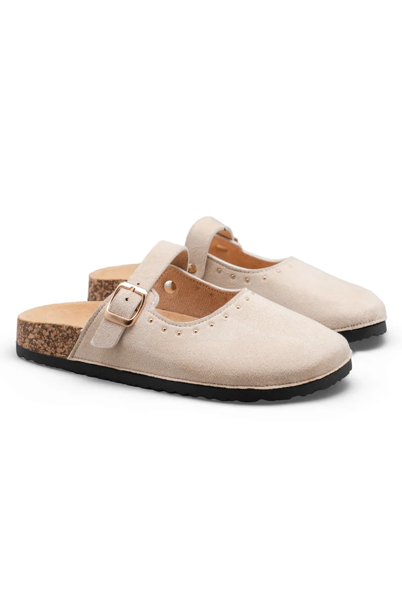 BEIGE photo 3