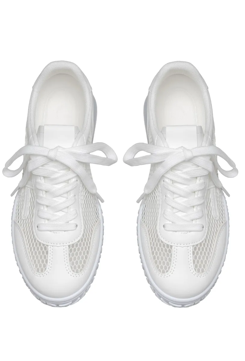 WHITE photo 4