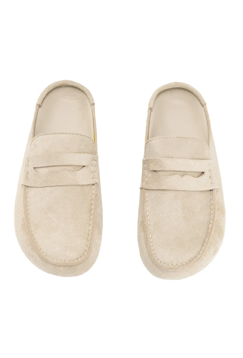 BEIGE photo 4