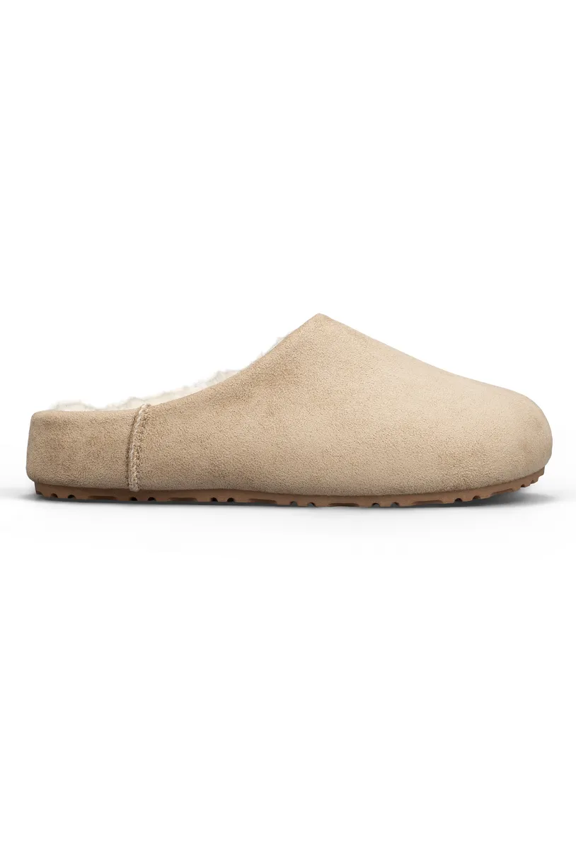 TAUPE photo 1