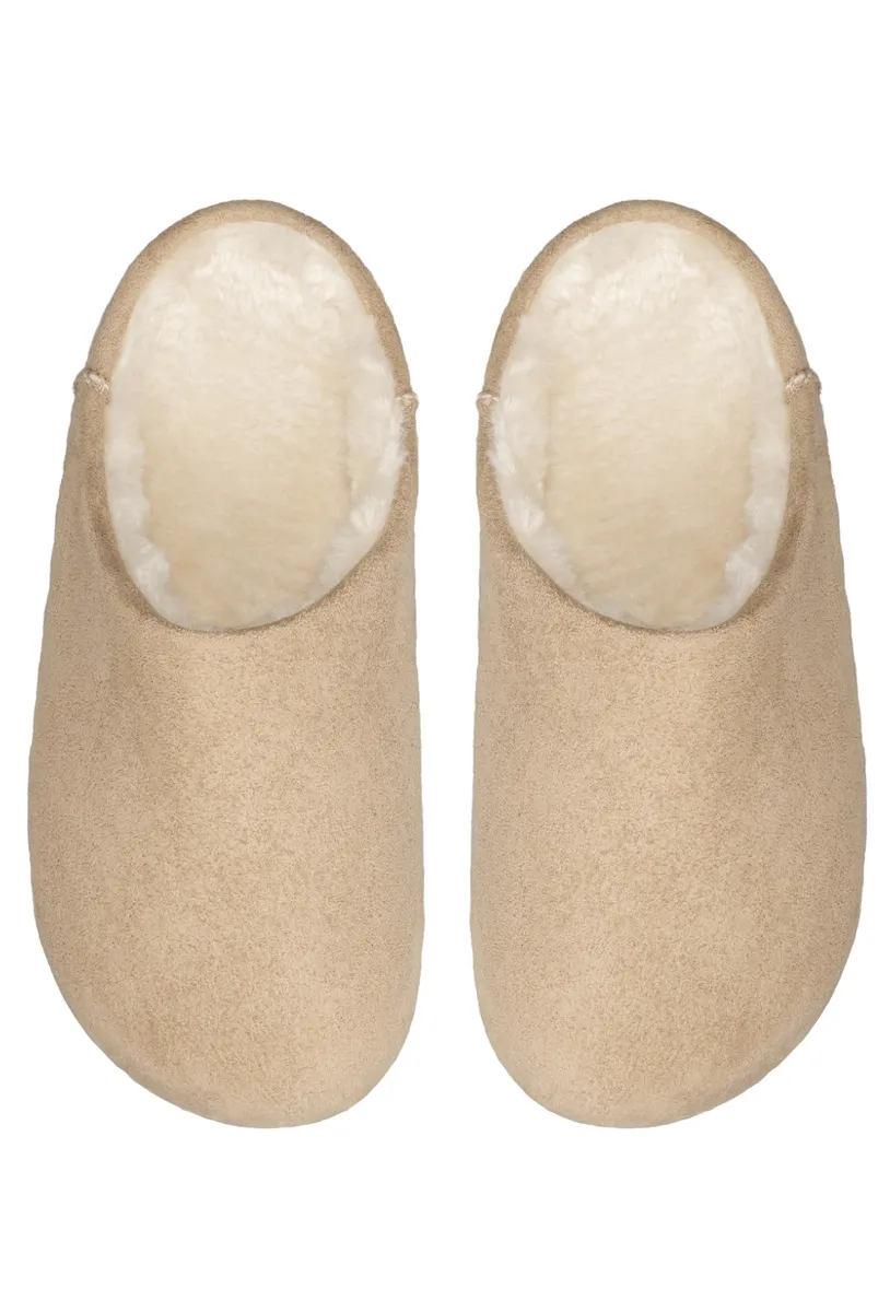 TAUPE photo 4