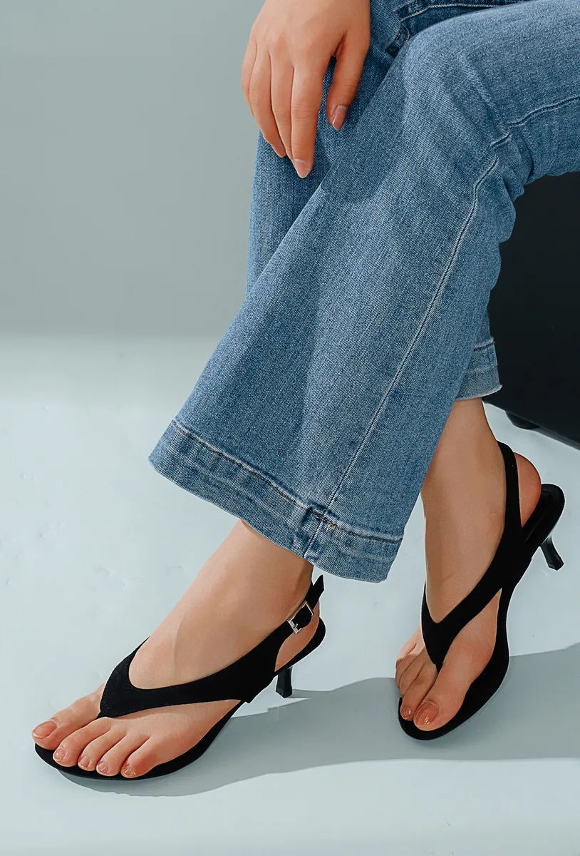 8364 BLACK
