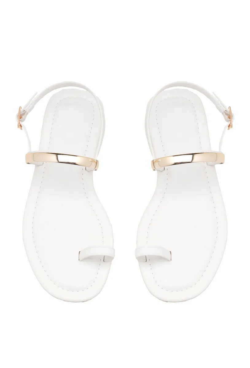 WHITE photo 4