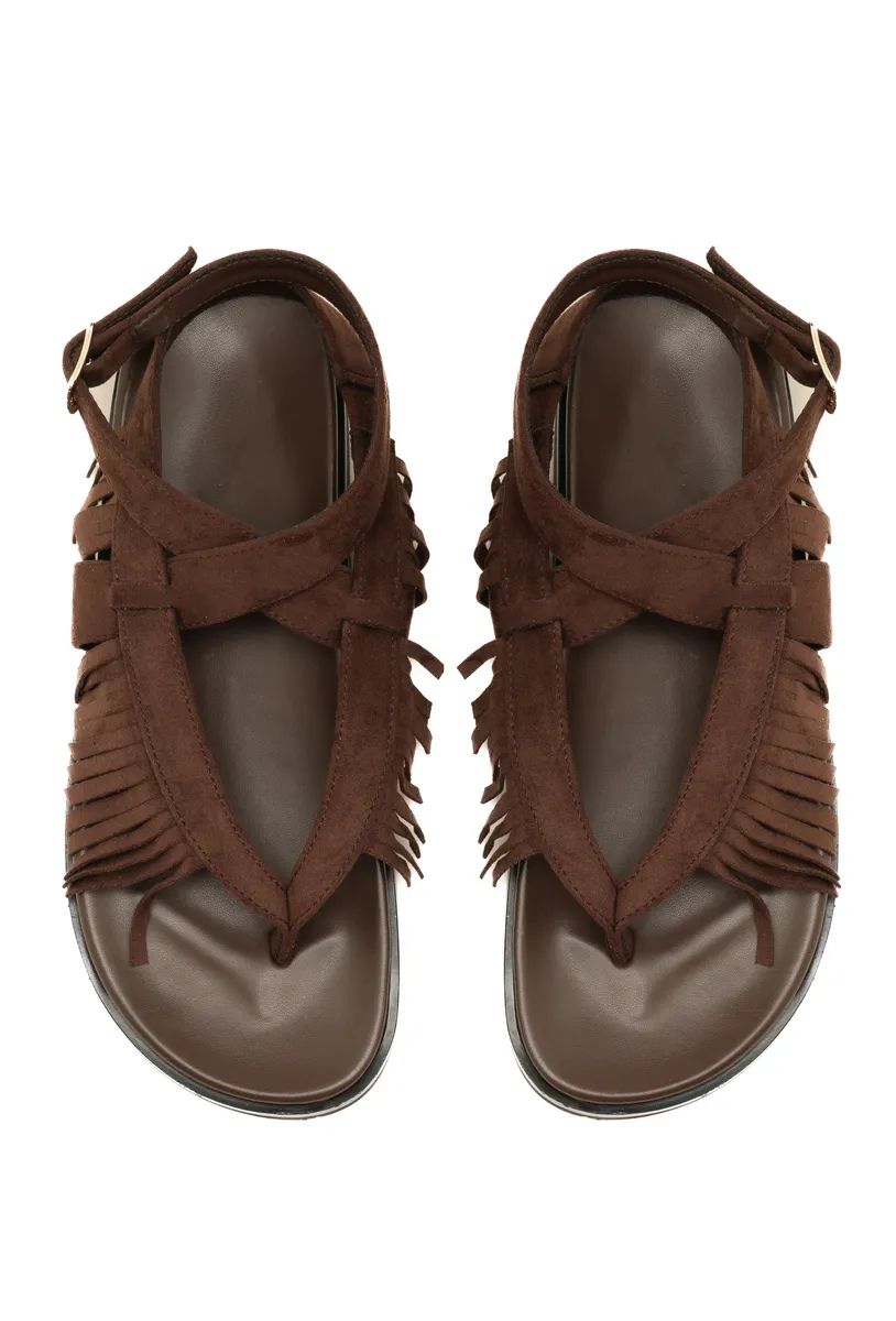 BROWN photo 4