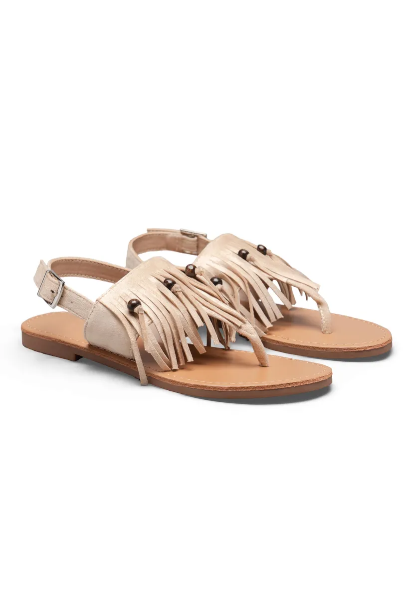 BEIGE photo 3