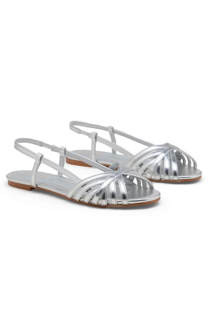 SILVER photo 3