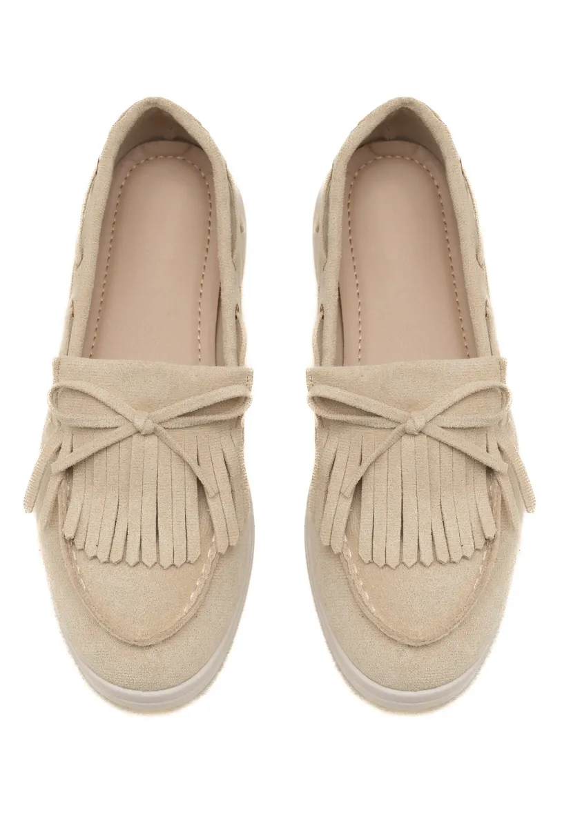 BEIGE photo 4