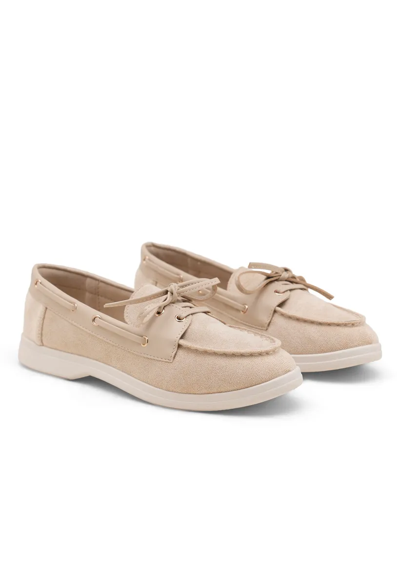 BEIGE photo 3