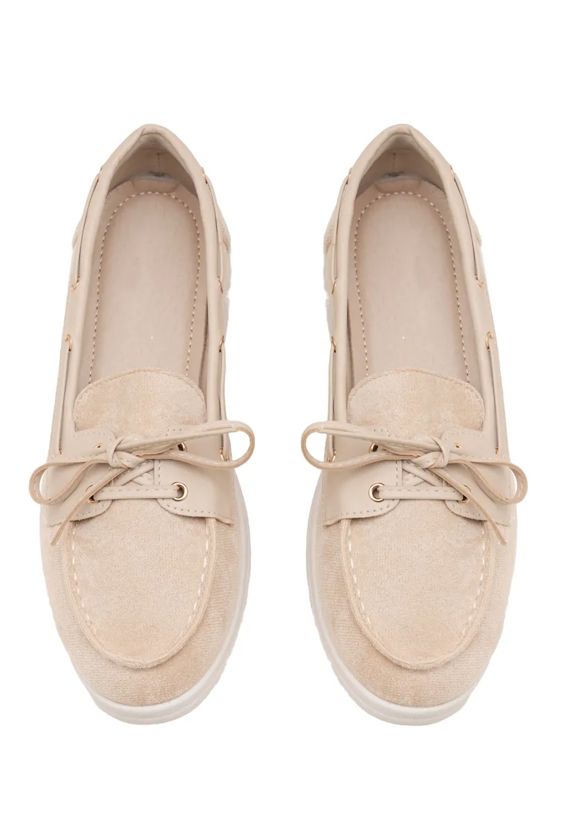 BEIGE photo 4