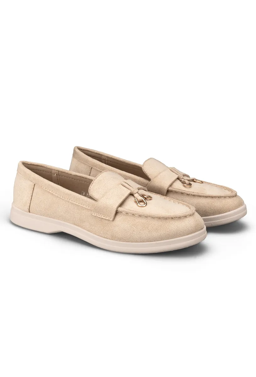 BEIGE photo 3