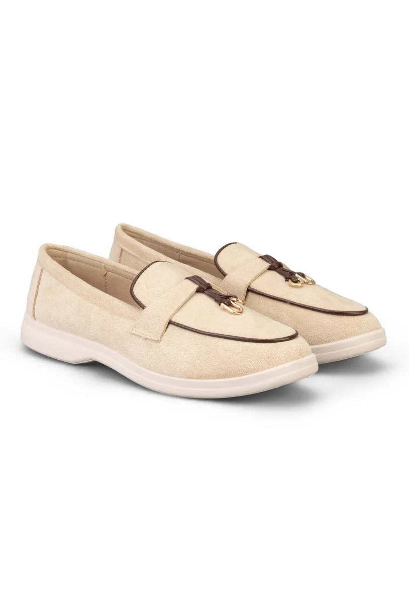 BEIGE photo 3