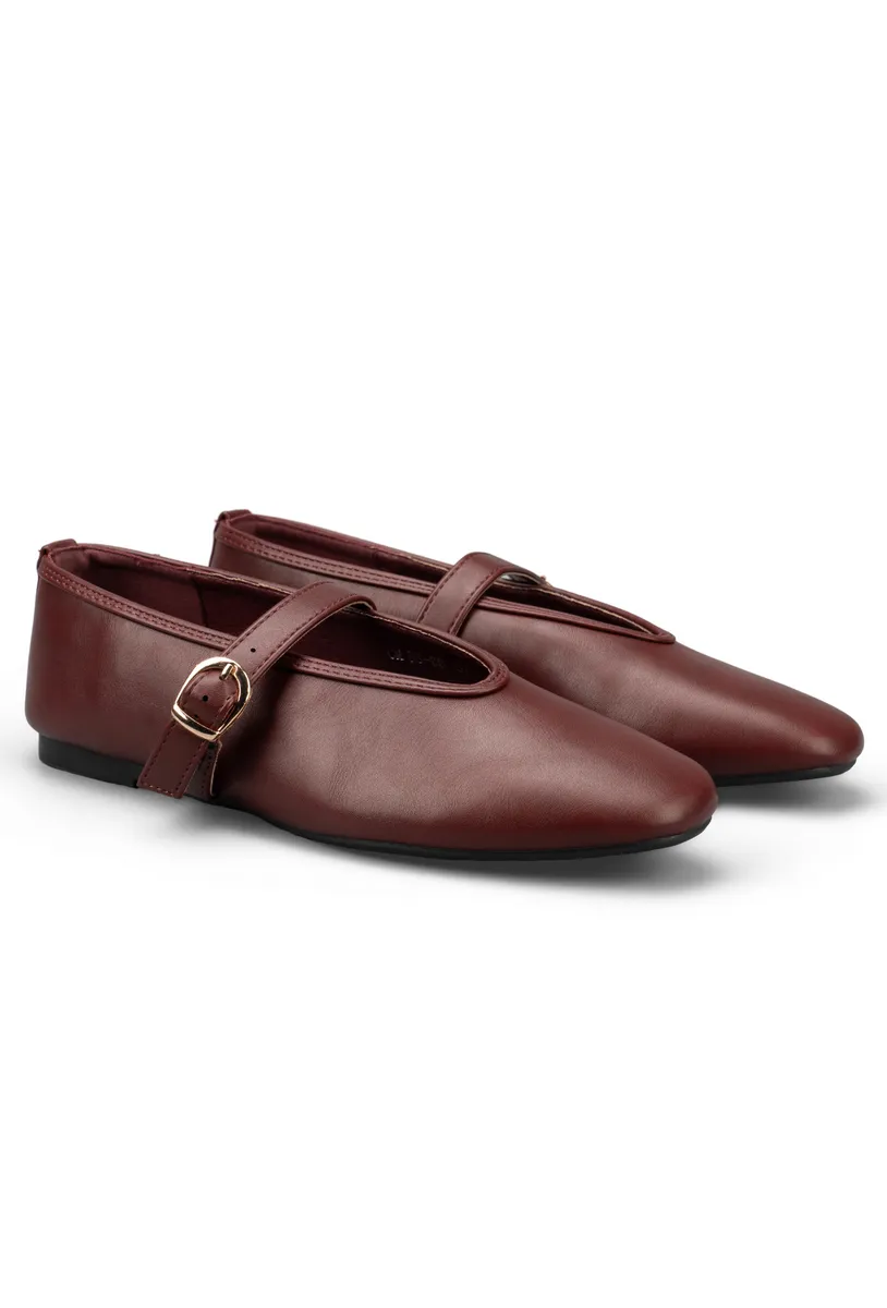 BURGUNDY photo 3