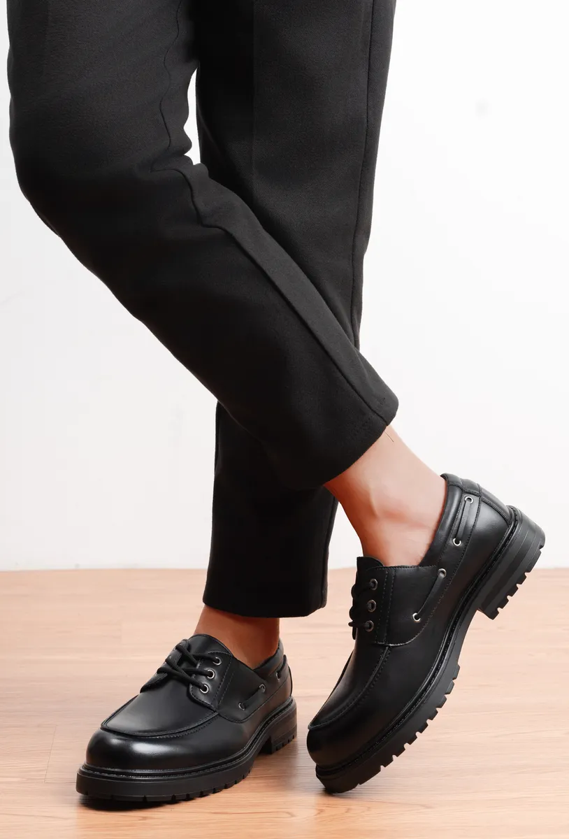 C226 BLACK