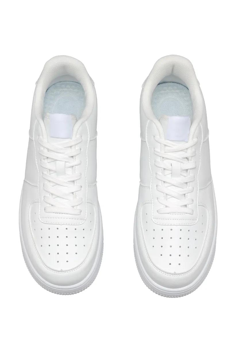 WHITE photo 4