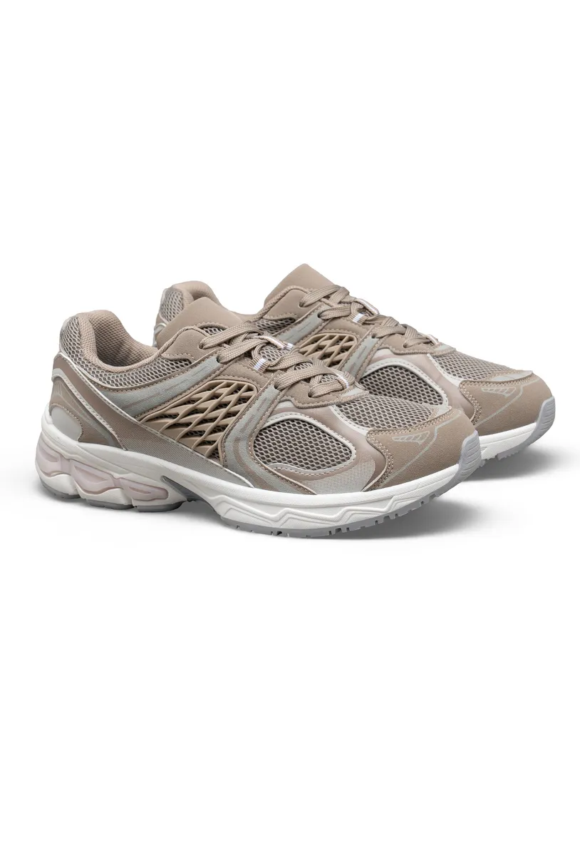 TAUPE photo 3