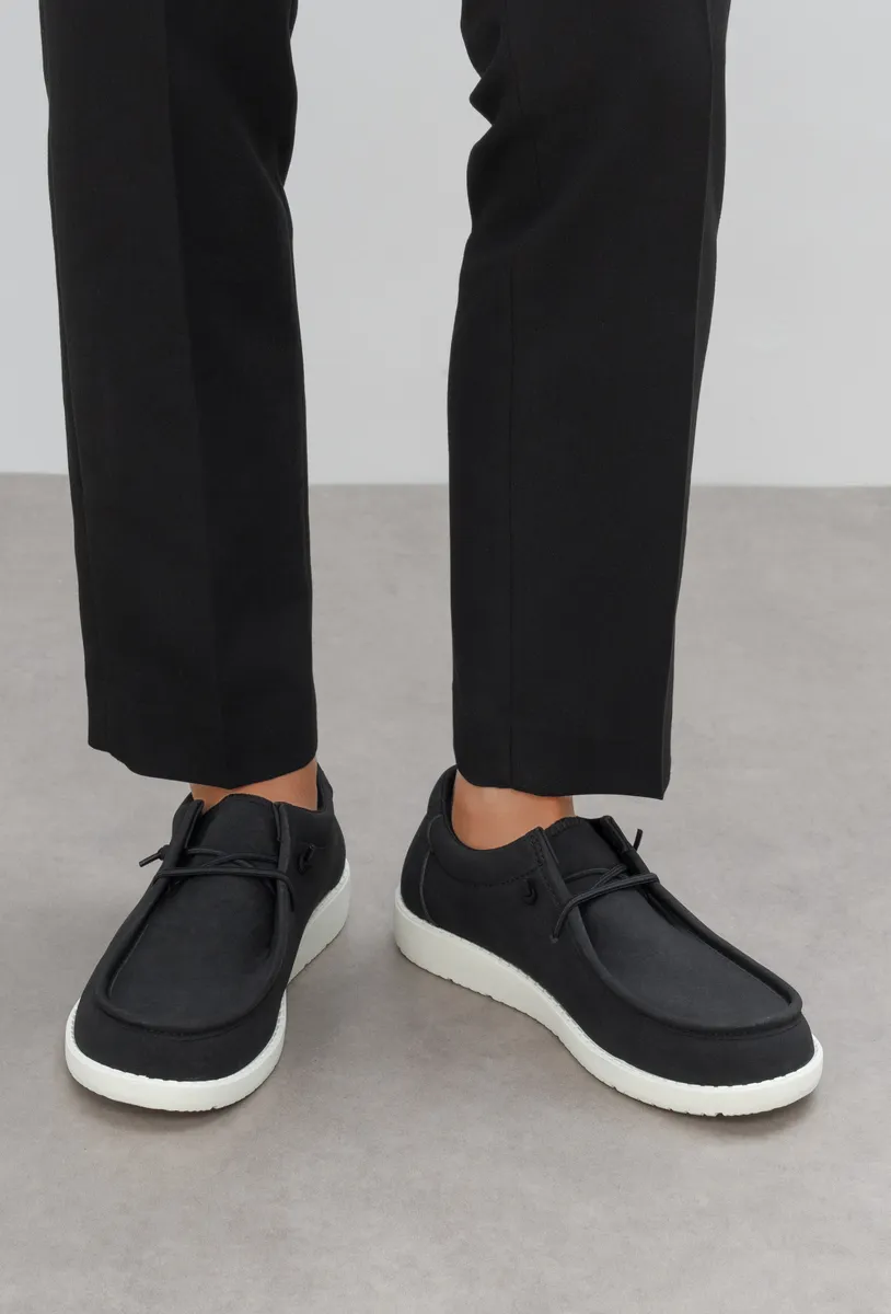 P627 BLACK