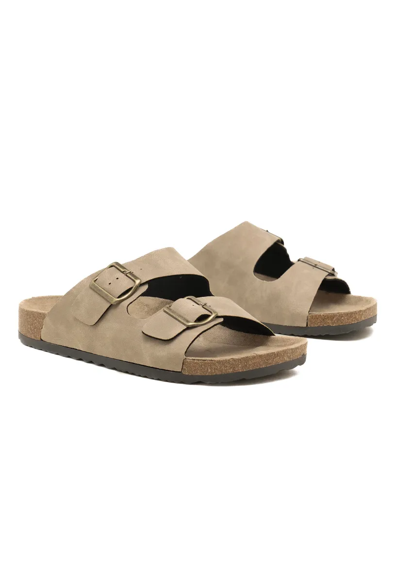 TAUPE photo 3