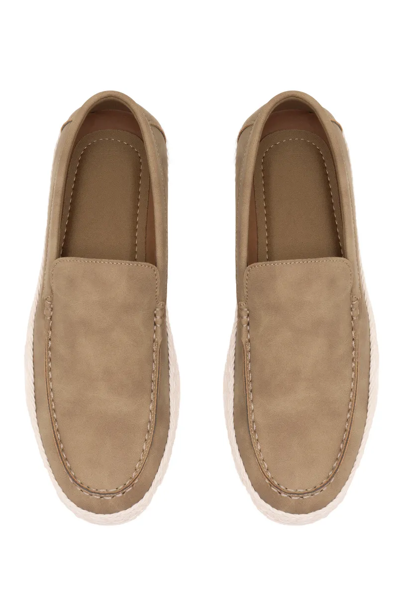 KHAKI photo 4