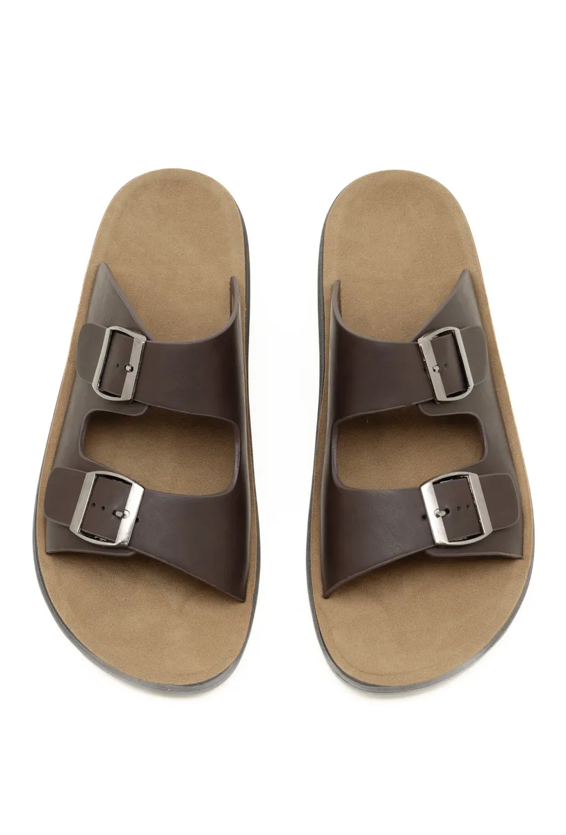 BROWN photo 4