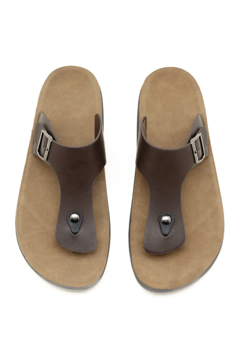 BROWN photo 4