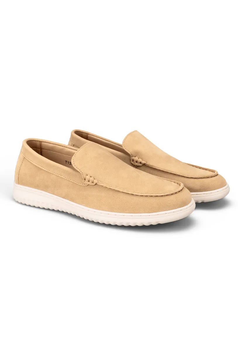 BEIGE photo 3